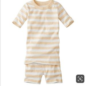 NWOT Hanna Andersson “Short John” Pajama Set